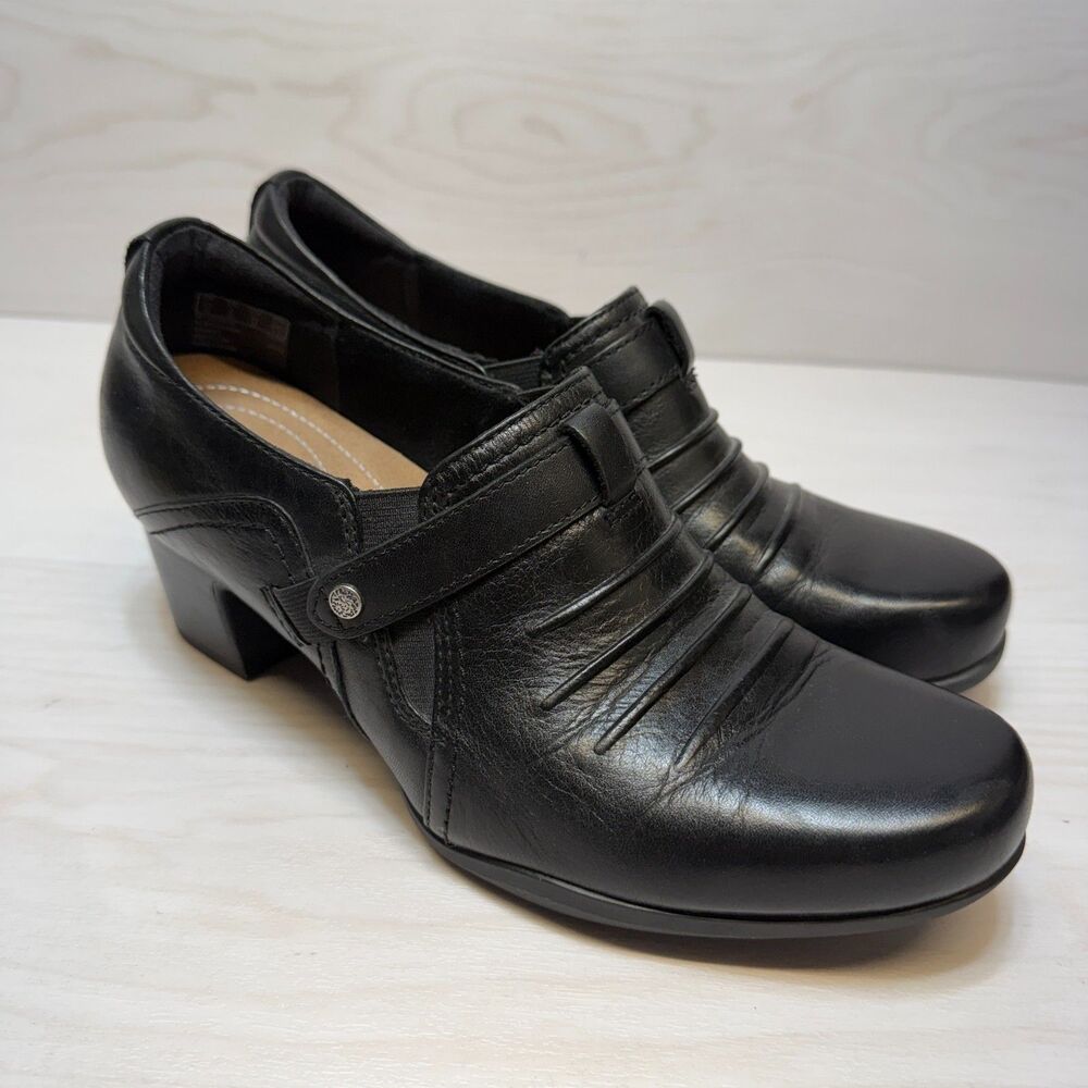 Clarks Rosalyn Nicole Heel Loafers‎ Women's Size 8 Black Leather Comfort Strap